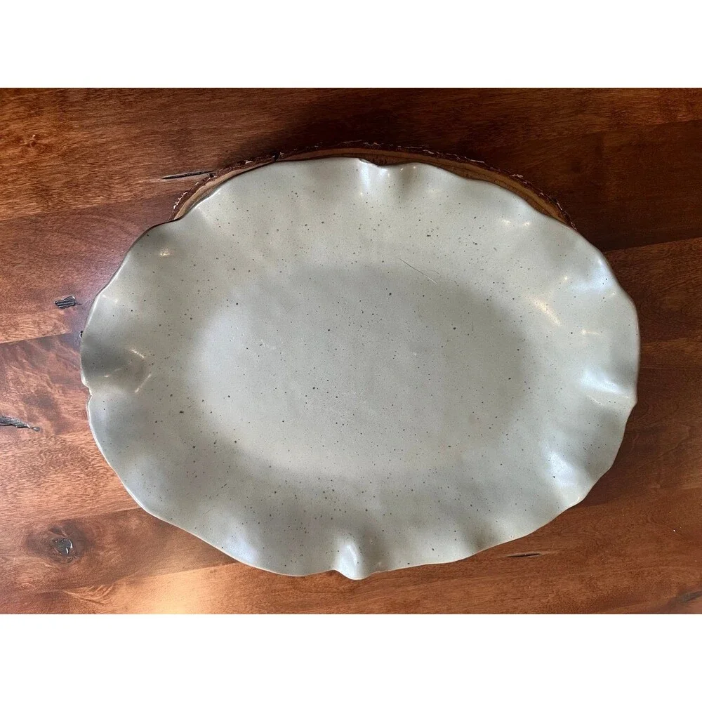 Fluttered Oval Serving Platter Sage Sublime NEW made in Portugal